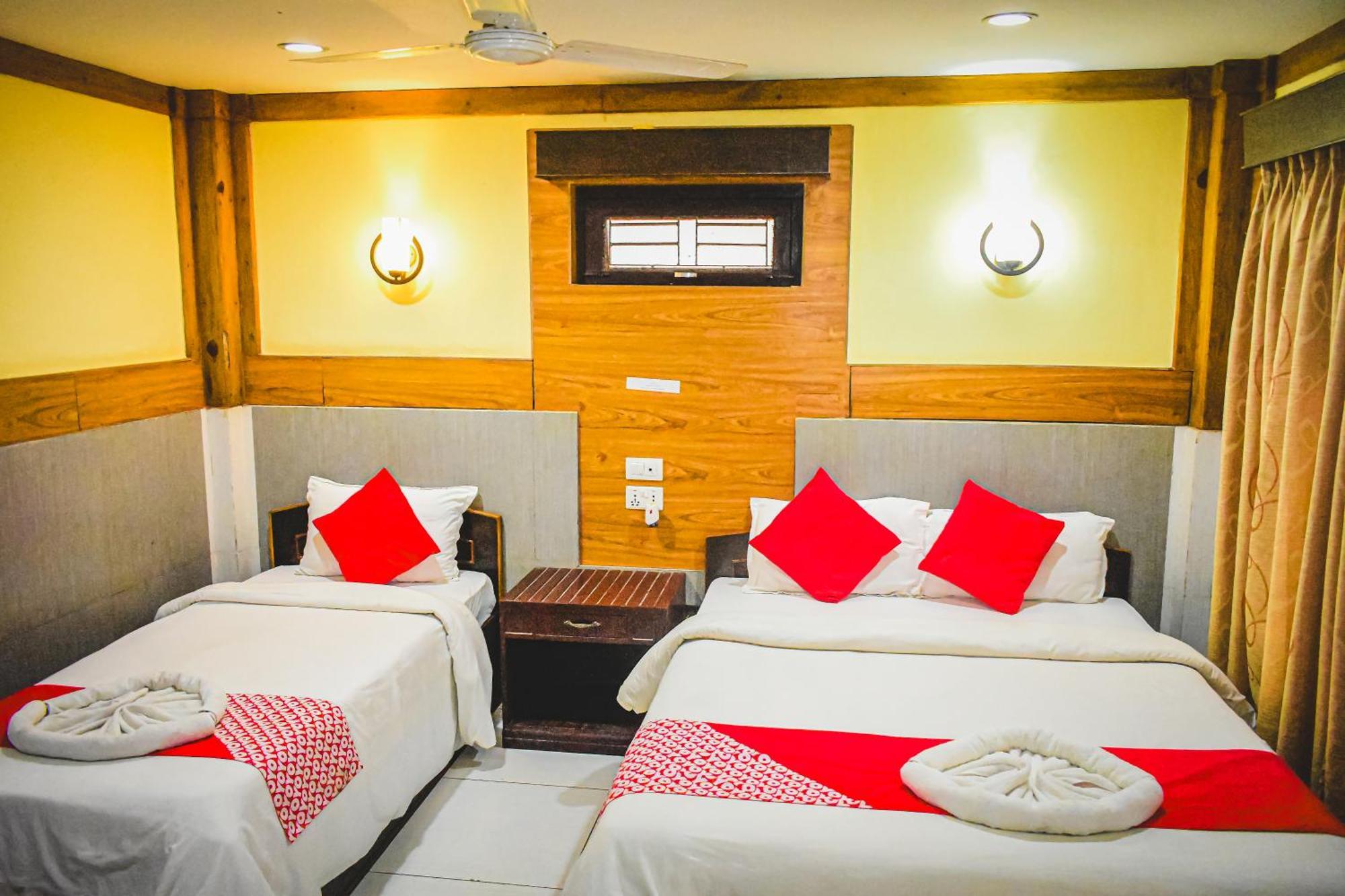 Chitwan Riverside Resort Sauraha Exteriér fotografie